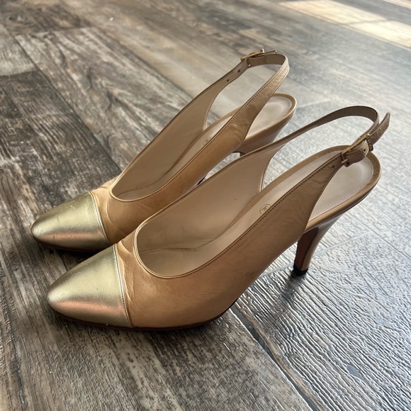 Vintage Chanel Gold Cap Toe Heels - Picture 4 of 6